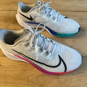 Nike Zoom Pegasus 37 women’s size 10